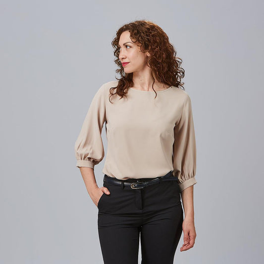 240006-110 - BLUSA MUJER MANGA RIZADA ROSANNA BEIGE